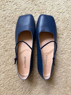 Navy Square-Toe Empress Shoes with Elastic Strap